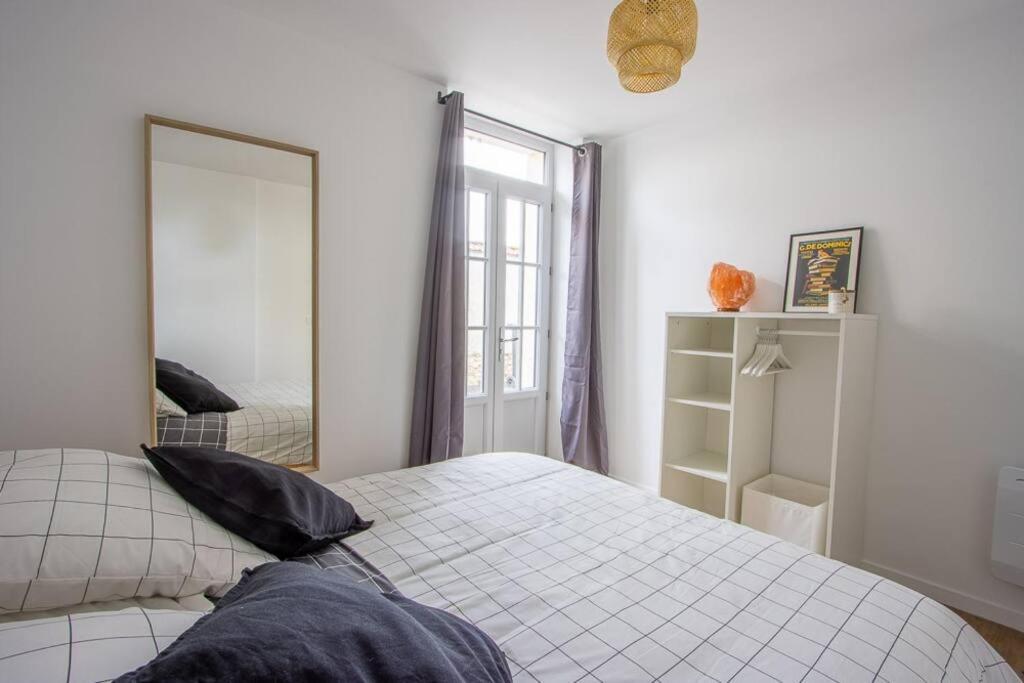 Appartement Avec Terrasse Et Parking, A โม ภายนอก รูปภาพ